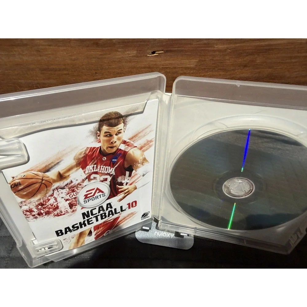 NCAA Basketball 10 (PlayStation 3) PS3 2010 In Case with manual